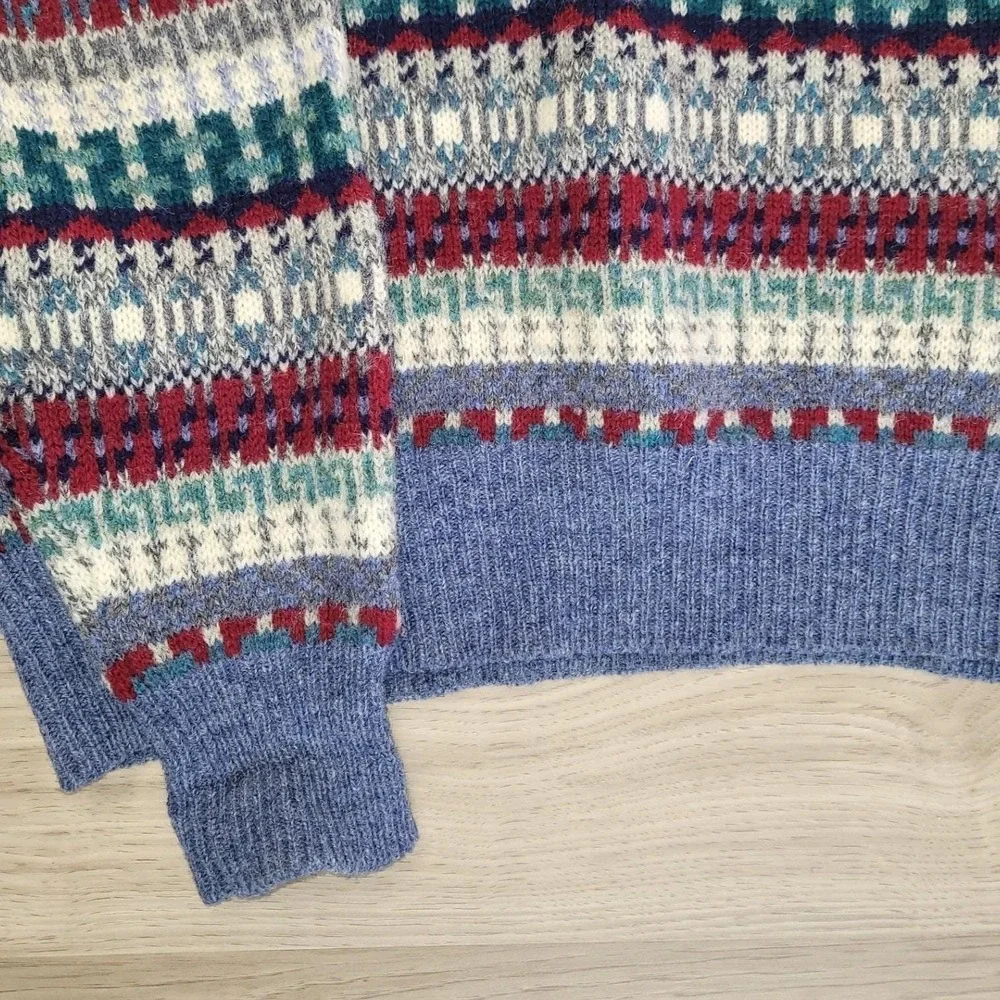 Vintage Amana Mens Blue Fair Isle Academia Teacher 100% Wool Crewneck Sweater  M